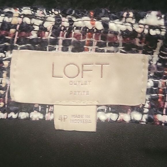 LOFT Outlet Mini multi-colored Skirt. Size 4p - Picture 4 of 5